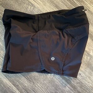 Lululemon shorts black